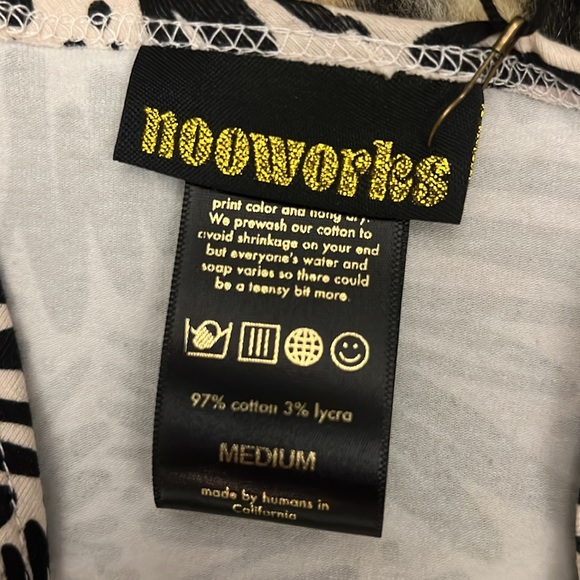 NWT Nooworks Zig Zag wrap dress medium - Picture 8 of 9